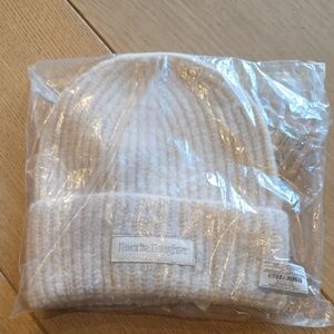 Favorite Daughter Cream Knit Beanie. Nwt